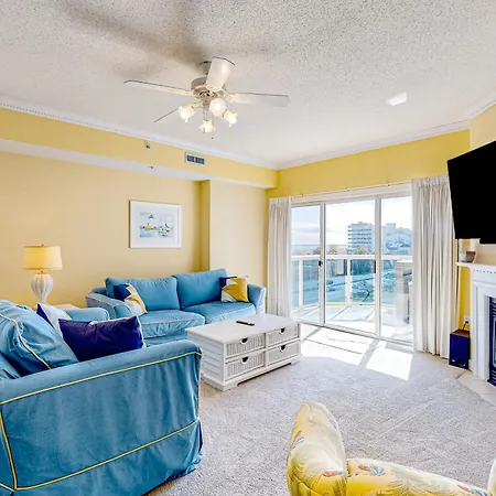 Sunset Pointe 402 Apartment